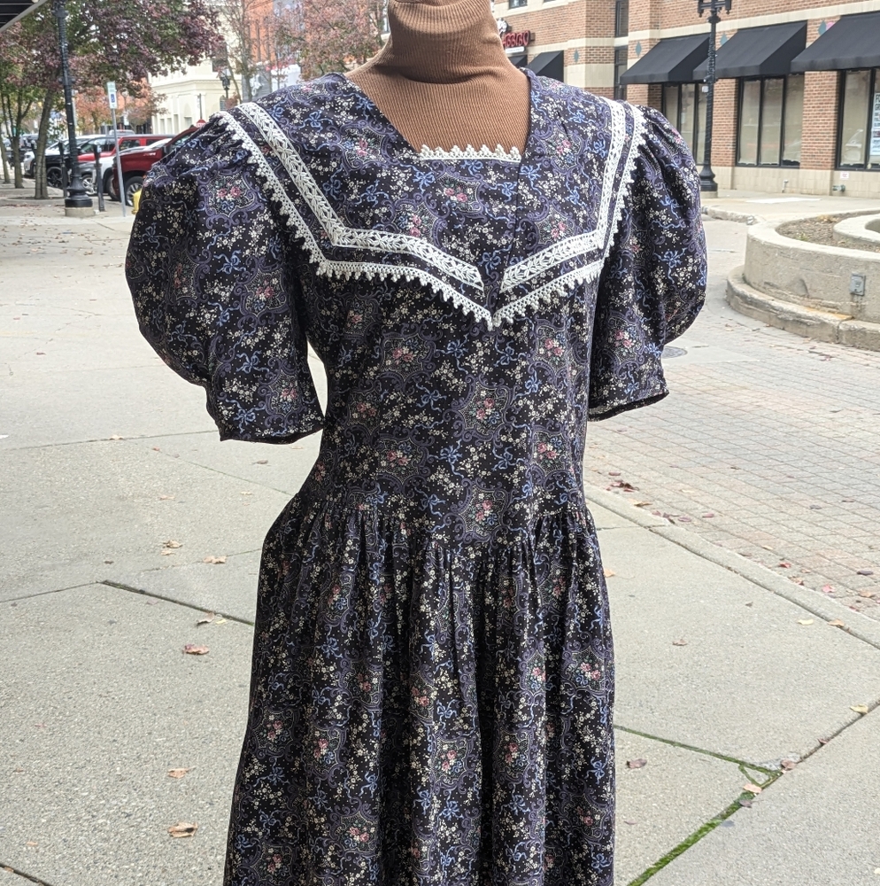 Gunne Sax Jessica McClintock Dress Puffy Sleeve Drop Waist